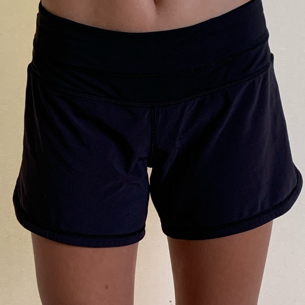 Black Lululemon running shorts